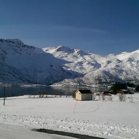 Lofothouse - A Luxury In Lofoten Tatil Evi *