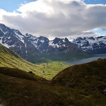 Lofothouse - A Luxury In Lofoten Tatil Evi *