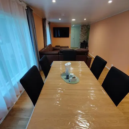 Lofothouse - A Luxury In Lofoten Tatil Evi